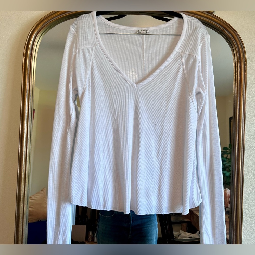 Intimately Free People White V-Neck Long Sleeve Oversized Flowy Top Size S